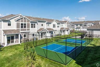 Main picture of Gateway Court Townhomes