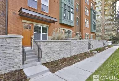 Main picture of 2027 E 11th Ave