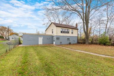 Main picture of 465 Cherry St