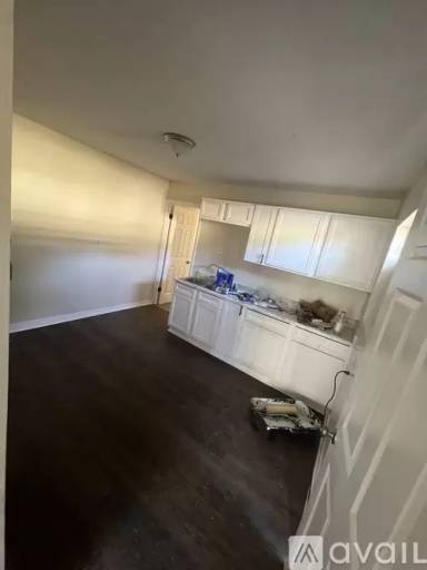 Main picture of 304 E Waldorf Ave