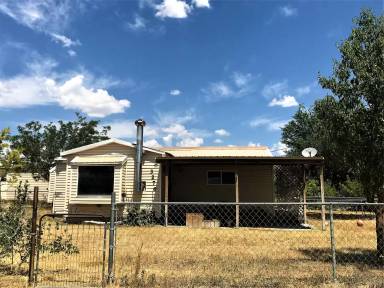 Main picture of 3276 Mid Way Rd