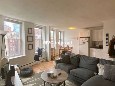 Main picture of 5 N Margin St