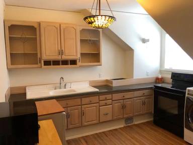 Main picture of 306 N Cayuga St