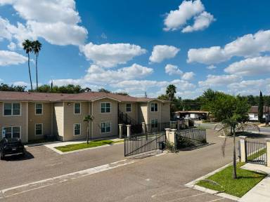 Main picture of 601 Lindberg Ave