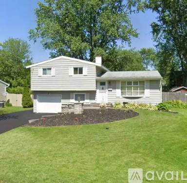 Main picture of 7 Limetree Ln