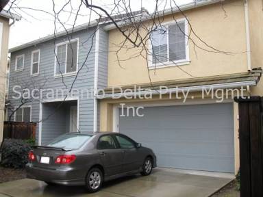 Main picture of 8231 Crystal Walk Cir