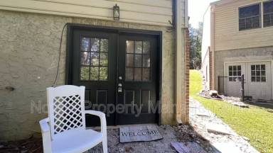 Main picture of 155 Wrenwood Ln