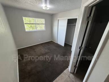 Main picture of 433 Louisiana Blvd SE
