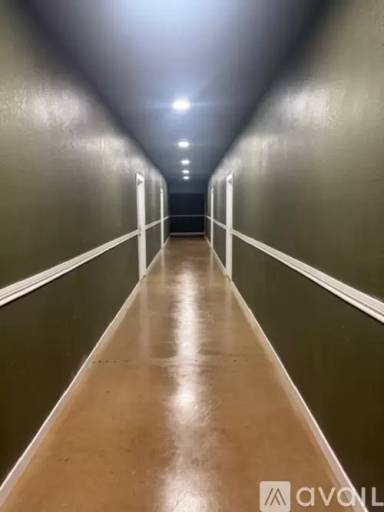 Main picture of 2404 Howard Rd