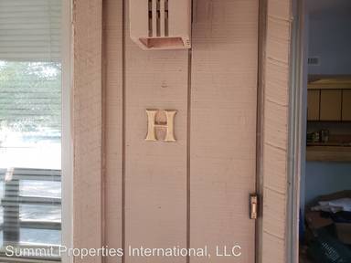 Main picture of 1863 J Julian Ln