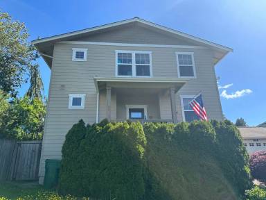 Main picture of 1119 N Waugh Rd