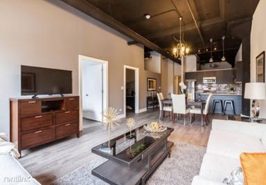 Main picture of 2036 S Michigan Ave