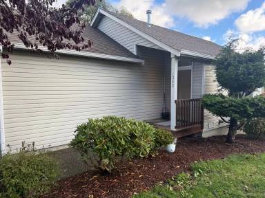 Main picture of 1242 Fenske Ln