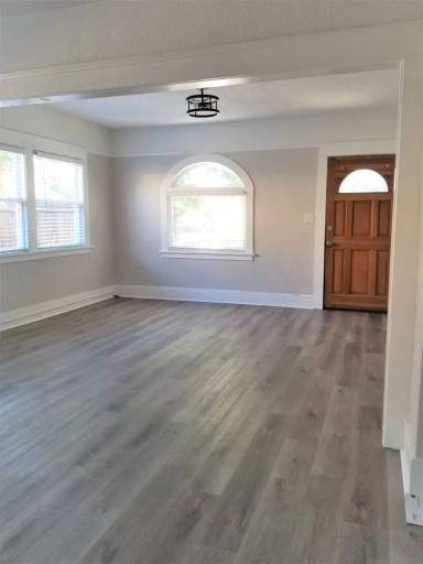 Main picture of 401 Johnson St