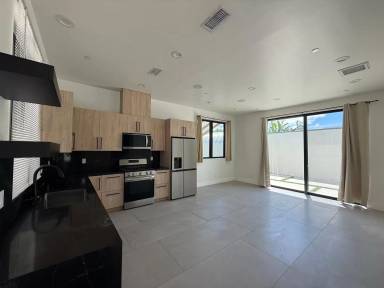 Main picture of 22745 Califa St
