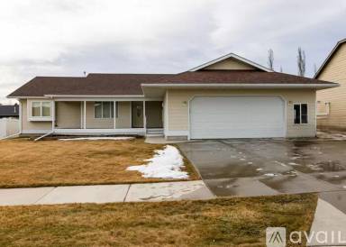 Main picture of 1304 Beargrass Dr