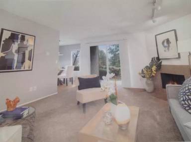 Main picture of 11643 100th Ave NE  B-3  Kirkland WA