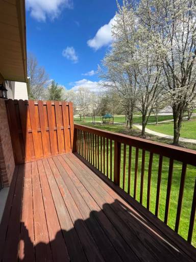 Main picture of 210 Woodhaven Dr
