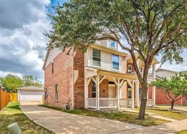 Main picture of 2609 Van Buren Dr