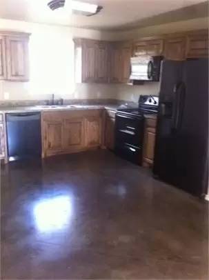 Main picture of 502 N Cleburne Whitney Rd
