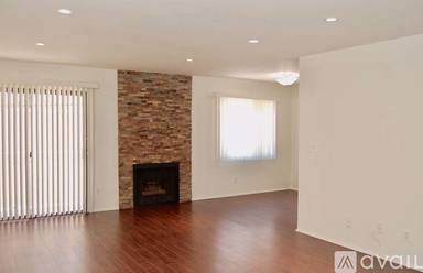 Main picture of 11911 Dorothy St