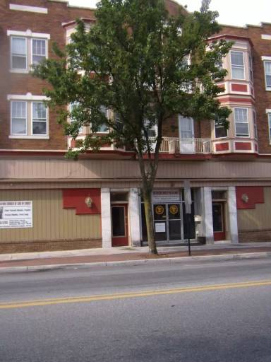 Main picture of 66 W Main St