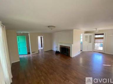 Main picture of 9530 Roundstone Cir