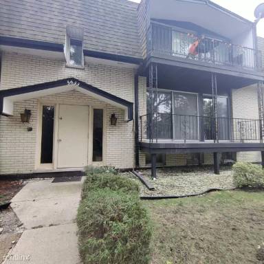 Main picture of 5633 Edge Lake Dr