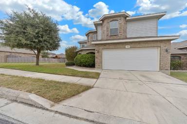 Main picture of 1331 Kingbird Ct