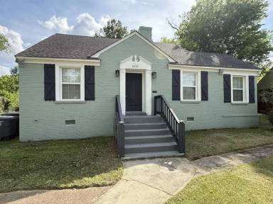 Main picture of 1031 N Belvedere Blvd