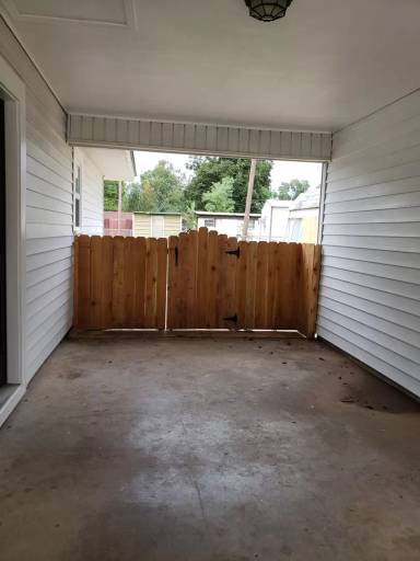 Main picture of 2005 Alison Ave