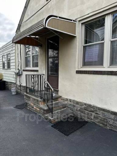 Main picture of 3408 Brunswick Ave