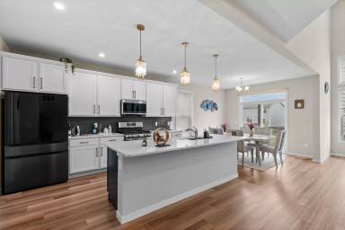 Main picture of 424 Smithton Blvd