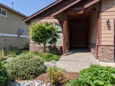 Main picture of 3322 Bristol Way
