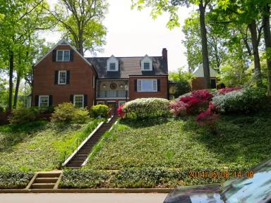 Main picture of 1044 26th St S