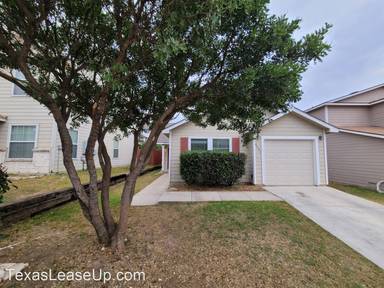Main picture of 8039 Cypress Pass