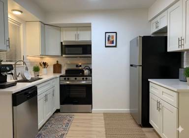 Main picture of Z on Decker Apartments