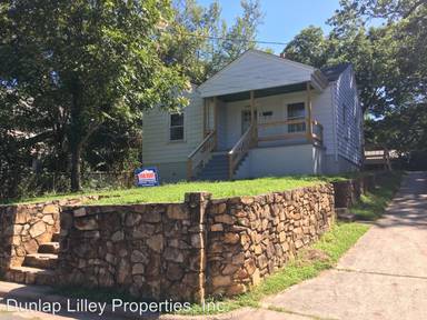 Main picture of 307 Crest Dr