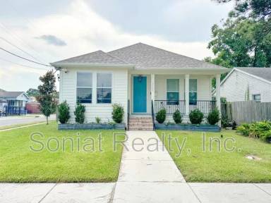 Main picture of 4702 Saint Anthony Ave
