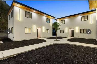 Main picture of 11113 Herrick Ave