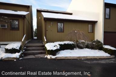 Main picture of 774 W Aaron Dr