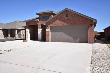 Main picture of 13505 Avenue R