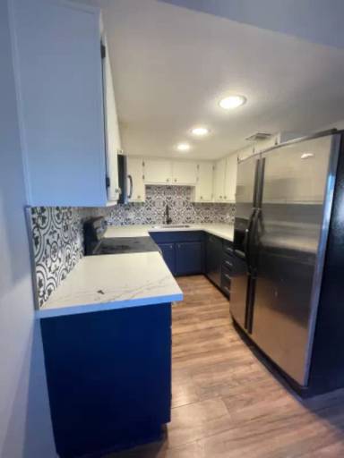 Main picture of 5115 N 22nd Ave