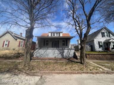 Main picture of 1839 17th Ave