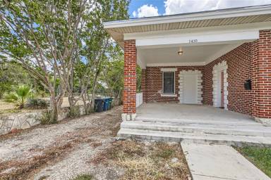 Main picture of 1410 W Magnolia Ave