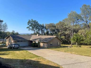 Main picture of 18500 Fair Oaks Dr