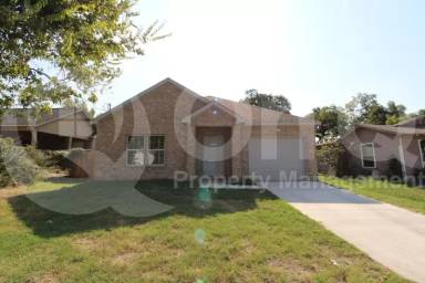 Main picture of 4322 Canal St