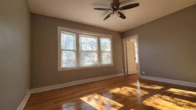 Main picture of 6560 S Western Ave