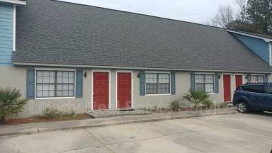 Main picture of 79 Ivey St