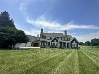 Main picture of 1124 Teeter Farms Dr